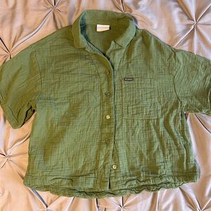 Columbia Women's Boundless Trek Button Up Green XS